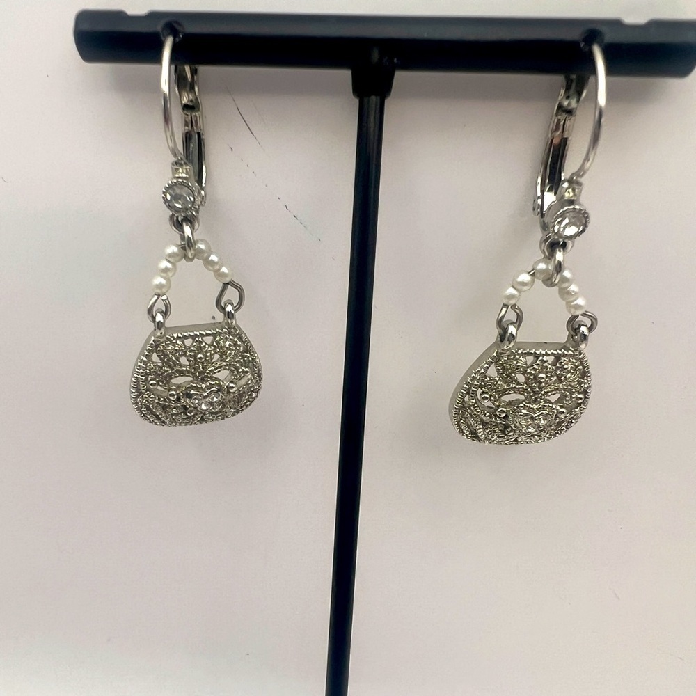 Adorable pair of filigree, faux pearl, faux rhinestones purse pierced earrings